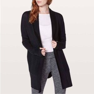 Lululemon Women's Black Sit In Lotus Merino Wool Wrap Sweater size 8